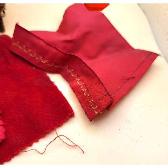 Vintage Dollhouse Red 4 Poster Canopy Bed + Beaded Chandelier Set dh905 - Picture 8 of 10